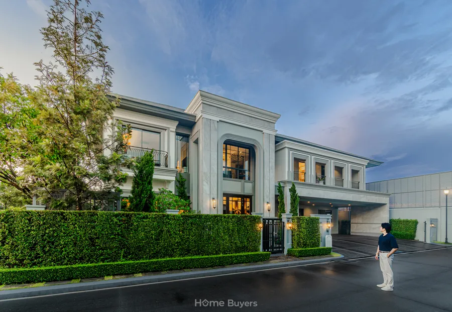 เปิดบ้าน Grand Bangkok Boulevard กรุงเทพกรีฑา คฤหาสน์สไตล์คลาสสิกที่มีคลับเฮาส์เป็นปราสาทจากเยอรมัน เปิดบ้าน Grand Bangkok Boulevard กรุงเทพกรีฑา คฤหาสน์สไตล์คลาสสิกที่มีคลับเฮาส์เป็นปราสาทจากเยอรมัน