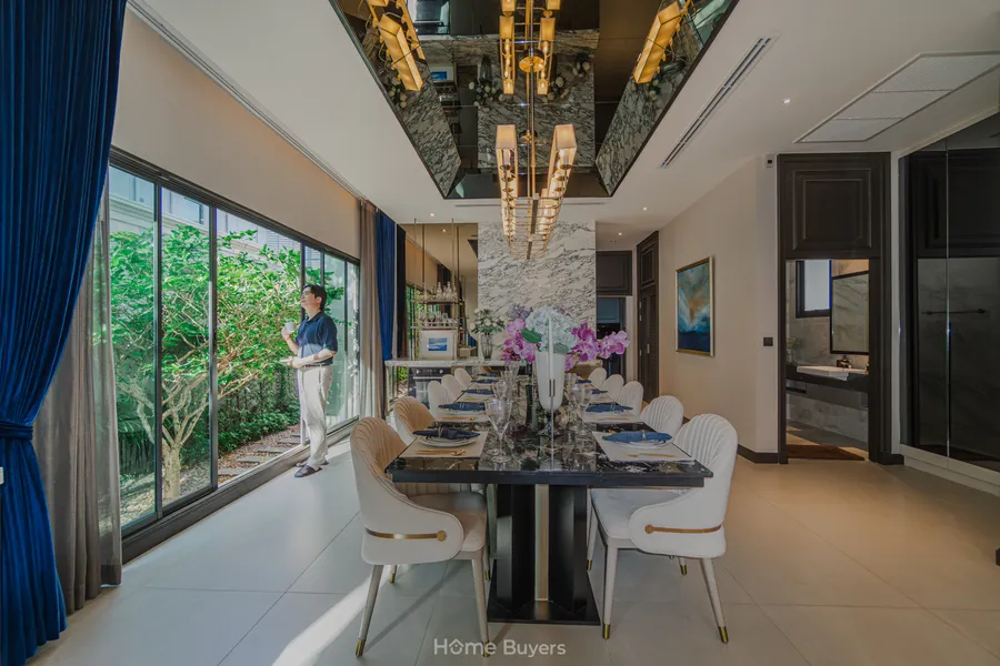 เปิดบ้าน Grand Bangkok Boulevard กรุงเทพกรีฑา คฤหาสน์สไตล์คลาสสิกที่มีคลับเฮาส์เป็นปราสาทจากเยอรมัน เปิดบ้าน Grand Bangkok Boulevard กรุงเทพกรีฑา คฤหาสน์สไตล์คลาสสิกที่มีคลับเฮาส์เป็นปราสาทจากเยอรมัน