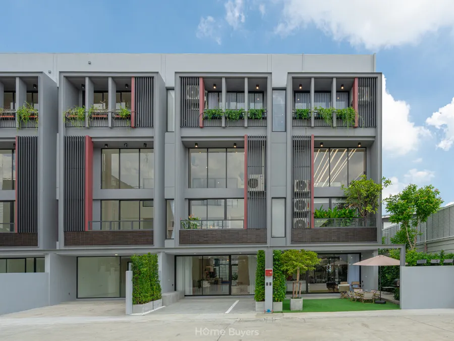 เจาะฟังก์ชัน Britton พหล - เทพรักษ์ ทาวน์โฮม 3.5 ชั้นที่รองรับทั้งการอยู่อาศัยและโฮมออฟฟิศ เจาะฟังก์ชัน Britton พหล - เทพรักษ์ ทาวน์โฮม 3.5 ชั้นที่รองรับทั้งการอยู่อาศัยและโฮมออฟฟิศ