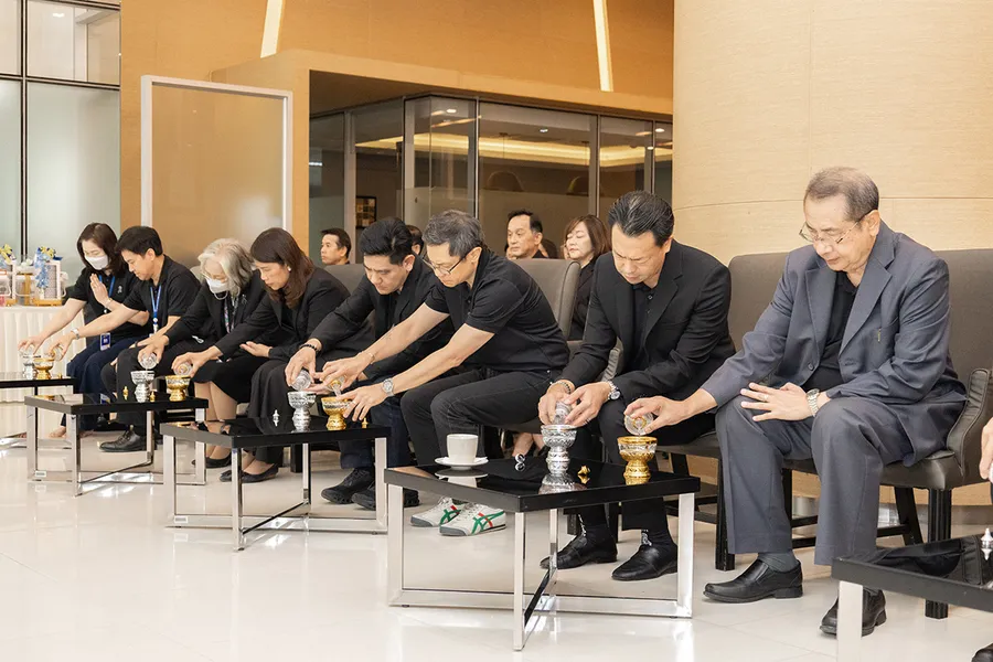 BAM จัดพิธีบำเพ็ญกุศล “ในวาระครบรอบ 100 วัน (สตมวาร) แห่งการสวรรคต” อุทิศถวายเป็นพระราชกุศลแด่ “สมเด็จพระบรมราชชนนีพันปีหลวง” BAM จัดพิธีบำเพ็ญกุศล “ในวาระครบรอบ 100 วัน (สตมวาร) แห่งการสวรรคต” อุทิศถวายเป็นพระราชกุศลแด่ “สมเด็จพระบรมราชชนนีพันปีหลวง”