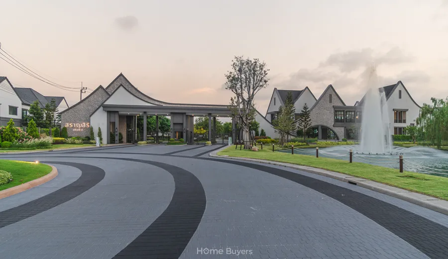 สราญสิริ ศรีวารี 2 บ้านเดี่ยวที่โอบล้อมด้วยธรรมชาติ บนทำเลศักยภาพสูงใกล้สนามบินสุวรรณภูมิ สราญสิริ ศรีวารี 2 บ้านเดี่ยวที่โอบล้อมด้วยธรรมชาติ บนทำเลศักยภาพสูงใกล้สนามบินสุวรรณภูมิ