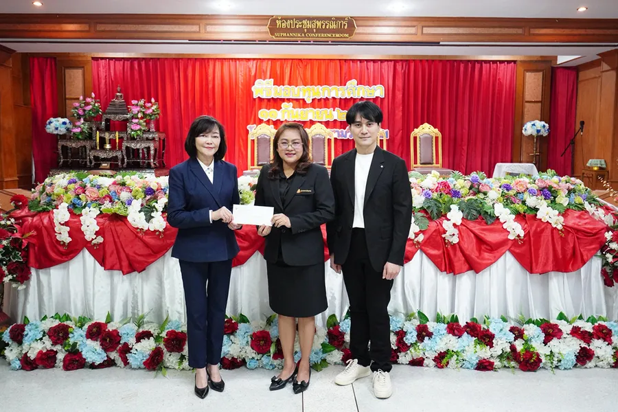 BAM สนับสนุนการศึกษา มอบทุนนักเรียนผลการศึกษาดี ประพฤติดี โรงเรียนสุวรรณารามวิทยาคม BAM สนับสนุนการศึกษา มอบทุนนักเรียนผลการศึกษาดี ประพฤติดี โรงเรียนสุวรรณารามวิทยาคม