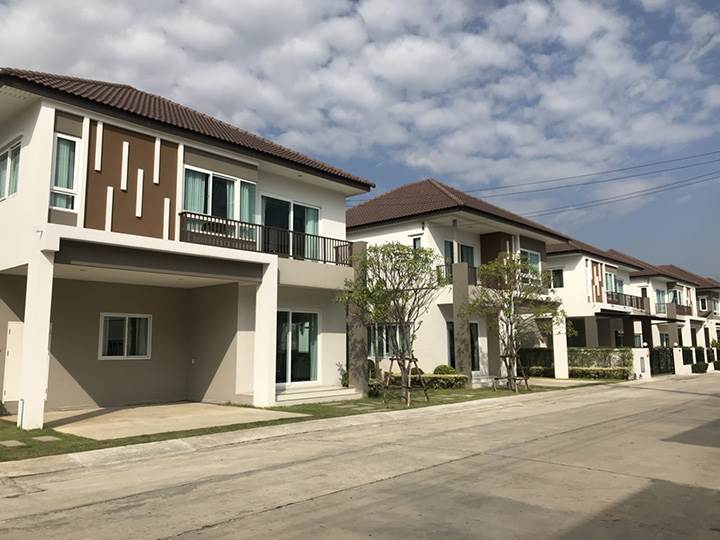พรีวิวบ้าน เดอะเบสท์ หทัยราษฎร์-ไทยรามัญ 2 บ้านเดี่ยวในทำเลดีๆ เดินทางสะดวก ใกล้ทางด่วน ราคาไม่แพง พรีวิวบ้าน เดอะเบสท์ หทัยราษฎร์-ไทยรามัญ 2 บ้านเดี่ยวในทำเลดีๆ เดินทางสะดวก ใกล้ทางด่วน ราคาไม่แพง