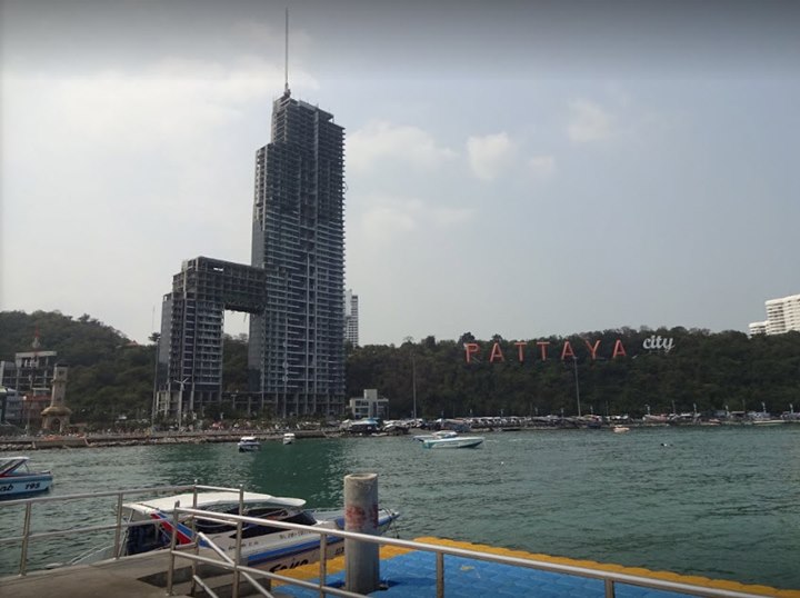 Waterfront Condominium Pattaya ลดความสูงทุบ 8 ชั้น เพื่อไม่ให้บังทัศนียภาพ