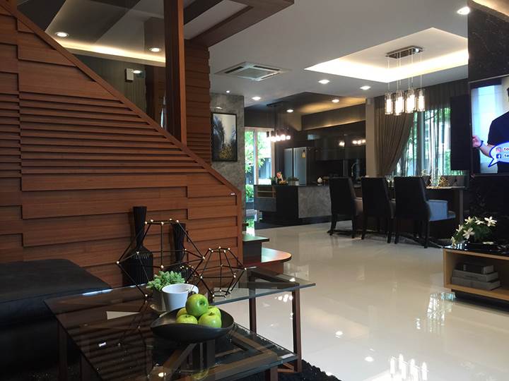 พรีวิวบ้าน เดอะ แกลลอรี่ เฮ้าส์ แพทเทิร์น บ้านเดี่ยวแปลงสุดท้ายบน ถ.ลาดพร้าว ใกล้รถไฟฟ้าถึง 3 สถานี พรีวิวบ้าน เดอะ แกลลอรี่ เฮ้าส์ แพทเทิร์น บ้านเดี่ยวแปลงสุดท้ายบน ถ.ลาดพร้าว ใกล้รถไฟฟ้าถึง 3 สถานี