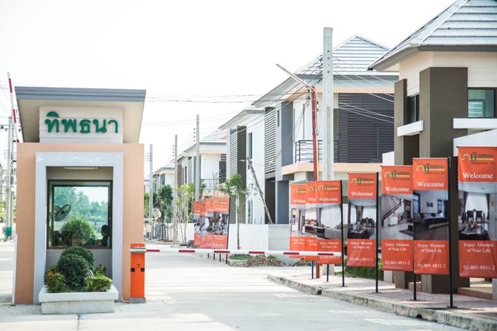 พรีวิวบ้าน บ้านทิพธนา เพชรเกษม 53 บ้านแฝดฟังก์ชั่นบ้านเดี่ยว ใกล้เดอะมอลล์ บางแค พรีวิวบ้าน บ้านทิพธนา เพชรเกษม 53 บ้านแฝดฟังก์ชั่นบ้านเดี่ยว ใกล้เดอะมอลล์ บางแค