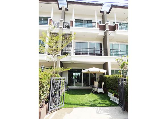 รีวิวบ้านโครงการ เดอะ คัลเลอร์ ลิฟวิ่ง ทาวน์โฮม ศรีนครินทร์ – วงแหวน รีวิวบ้านโครงการ เดอะ คัลเลอร์ ลิฟวิ่ง ทาวน์โฮม ศรีนครินทร์ – วงแหวน
