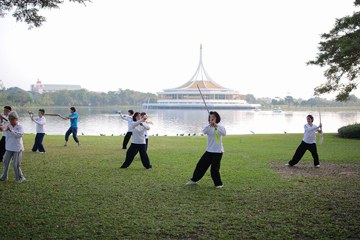 ช้อป ชิม ชิล ย่านบางนา