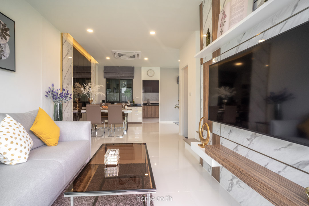 รีวิวทาวน์โฮม แกรนด์ วีโฮม บางนา (Grand V Home Bang Na) บ้านแนวคิดใหม่ ดีไซน์ทรงอิสระ พื้นที่ใช้สอยกว้างขวาง เหมาะสำหรับวิถีชีวิต New Normal