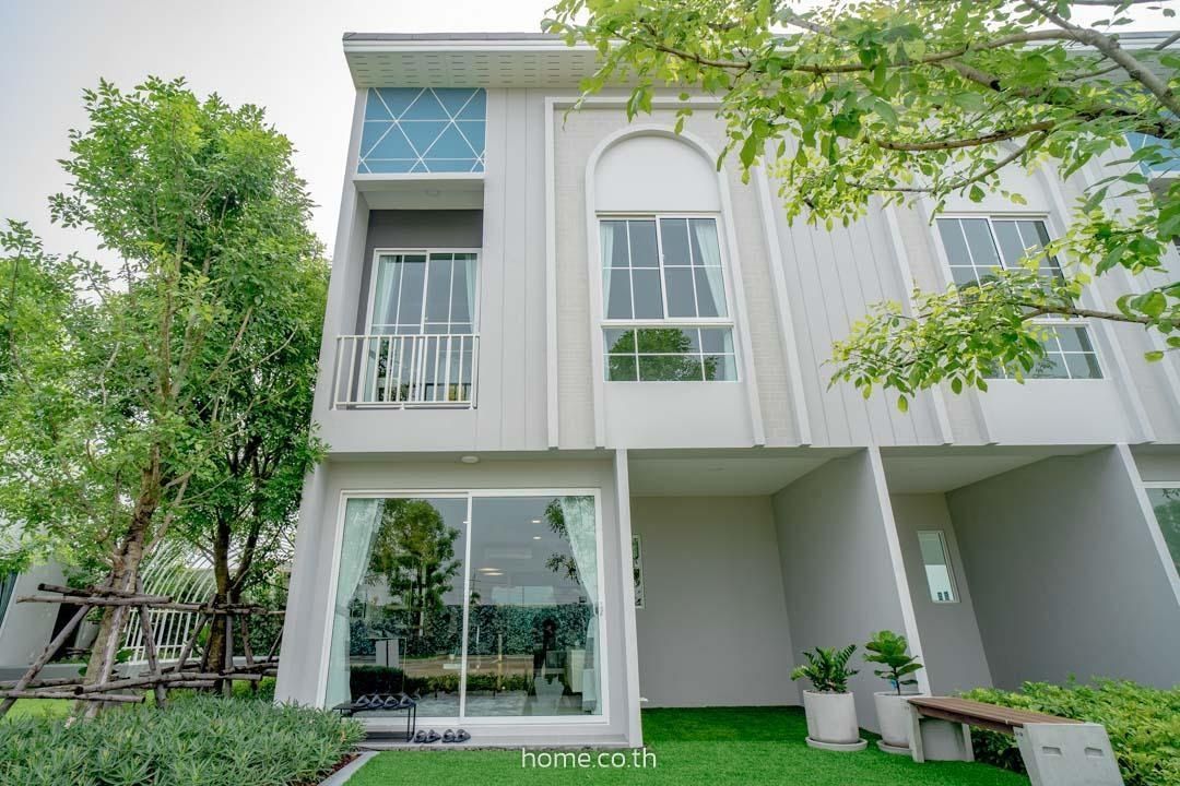 รีวิวทาวน์โฮม ชีวาโฮม รังสิต-ปทุม (Chewa Home รังสิต-ปทุม) พรีเมียมทาวน์โฮมสไตล์นิวยอร์ก เน้นพื้นที่ใช้สอยอย่างคุ้มค่า พร้อมส่วนกลางที่มาให้แบบจัดเต็มมาก