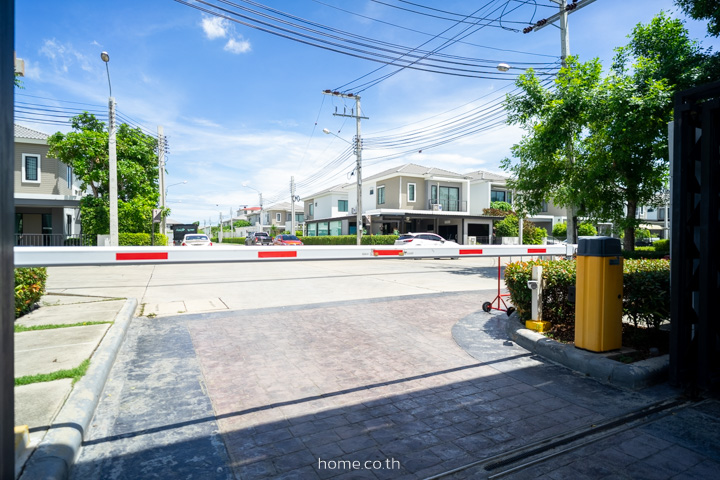 รีวิวบ้านเดี่ยว-บ้านแฝด อารียา โคโม่ วงแหวน-ราชพฤกษ์ (Areeya Como Wongwaen-Ratchaphruek) ดีไซน์ทันสมัย Facility ครบ เชื่อมต่อเมืองสะดวก ทั้งทางด่วน และรถไฟฟ้า