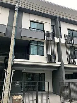 ให้เช่าทาวน์โฮม 3 ชั้น 22 ตร.ว. โครงการ Plex Residence Nawamin 111 ใกล้ รร.เลิศหล้า