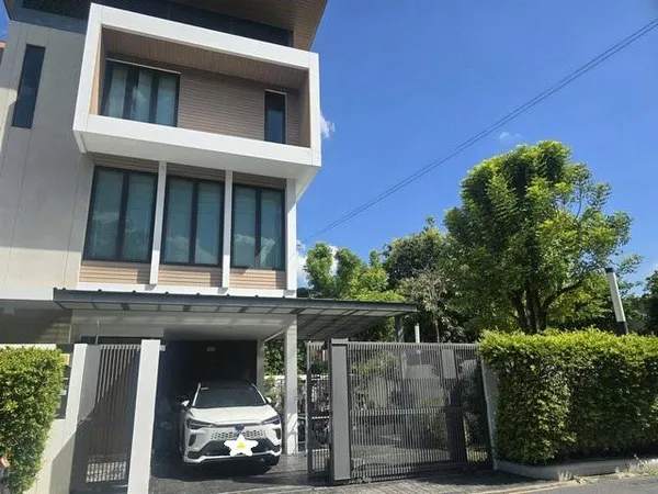 ให้เช่าบ้านเดี่ยว 3 ชั้น 450 ตร.ม. The AVA residence สุขุมวิท 77 ใกล้ MRT ศรีนุช