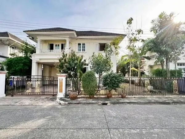 ขายบ้านเดี่ยว 2 ชั้น 81 ตร.ว. หมู่บ้าน Perfect Place รามคำแหง 164 ใกล้ รร.ร่วมฤดี