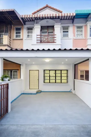 ABACบางนา 2.71กม. เมกาโฮม & โฮมโปร บางนา-ตราด ทาวน์เฮาส์ 2 ชั้น ทำเลบางนา-ตราด กม.26 16 ตร.ว. 1.39ล้านบาท 130 ตร.ม. 2 นอ