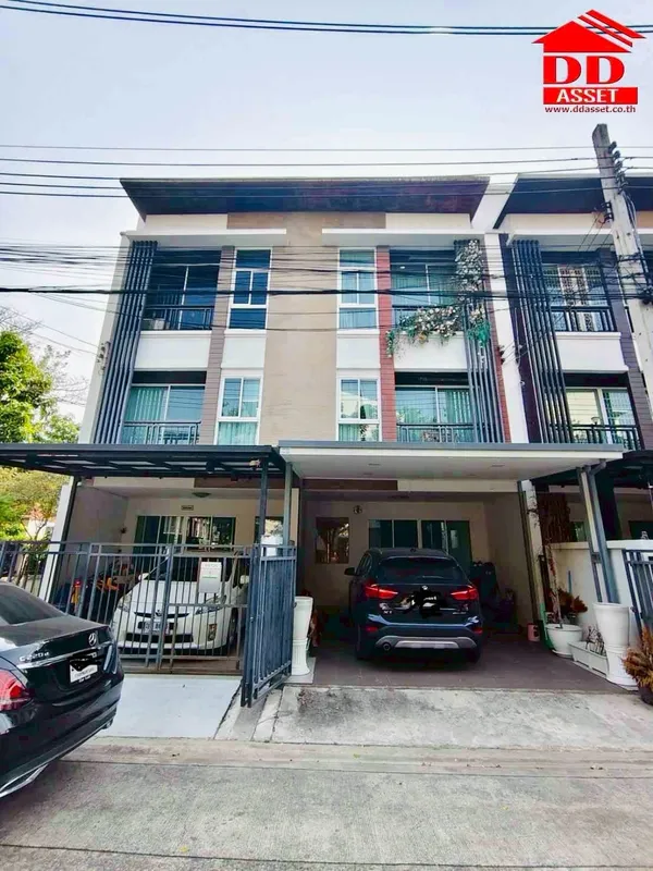 For Sale บ้านกลางเมือง โชคชัย4 ซอย50 บ้านรีโนเวทใหม่ 