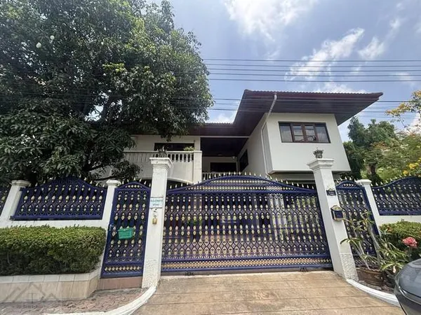 ขายบ้านเดี่ยว 2 ชั้น 67 ตร.ว. หมู่บ้านผกามาศ ซอยปรีดีพนมยงค์ 14 ใกล้ BTS พระโขนง