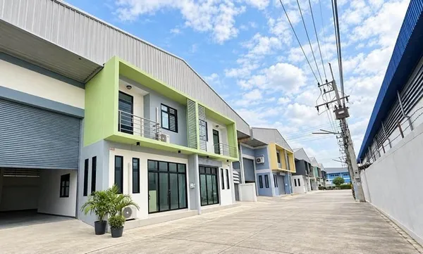 ขายต่ำกว่าทุน โรงงานพร้อมออฟฟิศ 2 ชั้น พื้นที่ใช้สอย 350 ตร.ม. บางน้ำจืด สมุทรสาคร