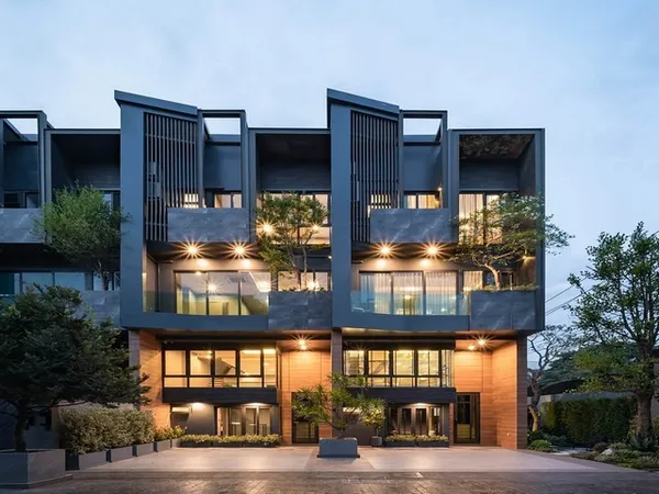 รหัสC7230 ขาย ให้เช่าทาวน์โฮมหรู 3.5 ชั้น The Eight จตุจักร-รัชดา สไตล์โมเดิร์น Privacy Residence