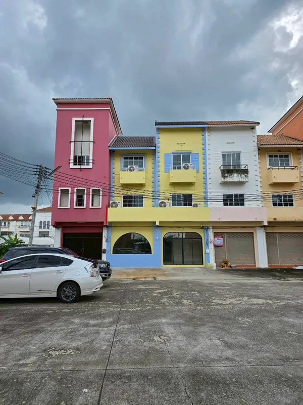 ขาย / ให้เช่า อาคารพาณิชย์ 3 ชั้น 2 คูหา โซน City Link–Mayfair เมืองโคราช