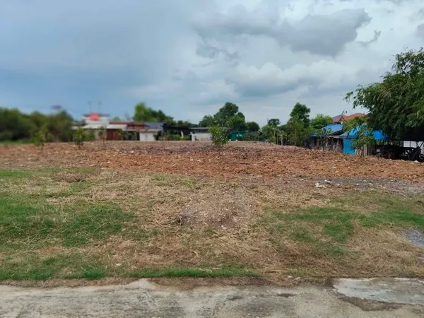 ขายที่ดินถมแล้ว 550 ตรว.ถนนเทพรักษ์ 48 ย่านวัชรพล สะพานใหม่ ใกล้ถนนใหญ่ ใกล้จุดขึ้นลงทางด่วน ใกล้ BTS สายหยุด