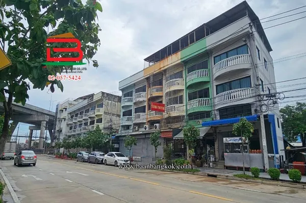 อาคารพาณิชย์ 3 ชั้นครึ่ง พระรามที่ 2 ซอย 82 (ใกล้ดับเพลิงบางบอน) เนื้อที่ 17.1 ตรว. แขวงแสมดำ เขตบางขุนเทียน
