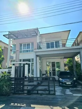 ขายด่วน บ้านเดี่ยว หมู่บ้านThe Gallery House Pattern ซอยลาดพร้าว 1 แยก 31 ใกล้UnionMall TEL 095-164-2956