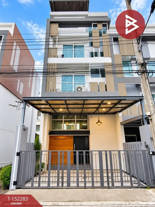 ขายทาวน์โฮมหลังมุม หมู่บ้านสเปซ ลาดพร้าว-เหม่งจ๋าย (Space Ladprao-Mengjai) พร้อมอยู่