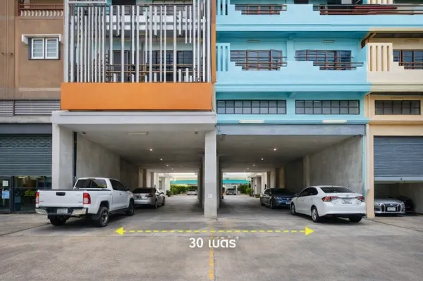 260825snako ให้เช่า อาคารพาณิชย์ MRTศรีแบริ่ง 300ม. บางนา-ลาซาล ศรีด่าน 13-19 อาคาร2คูหา ลึก30เมตร ให้เช่า 4.5ชั้น แม็คโ