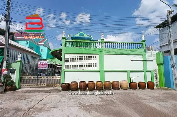 บ้านเดี่ยว หมู่บ้านฐิติมาวิลเลจ (ซอยหมู่บ้านเศรษฐกิจ 48) เนื้อที่ 68.6 ตรว. ใกล้โรงเรียนเด่นหล้า ถนนเพชรเกษม แขวงบางไผ่ เขตบางแค