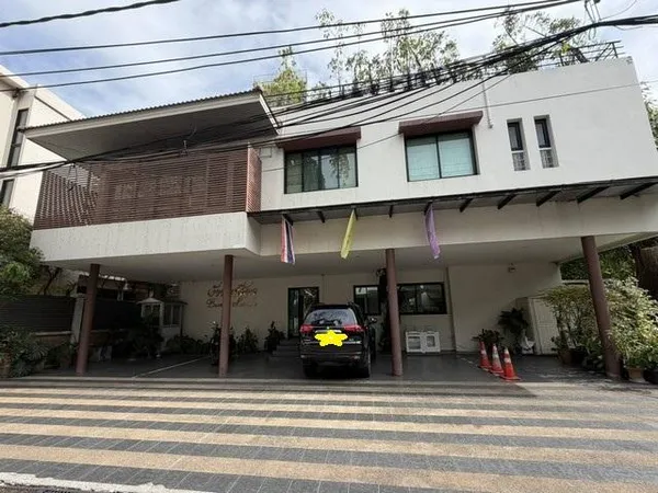 ให้เช่าบ้านเดี่ยว 2 ชั้น หมู่บ้าน ศศิดา (Baan Sasida) สุขุมวิท 24 ใกล้ BTS พร้อมพงษ์
