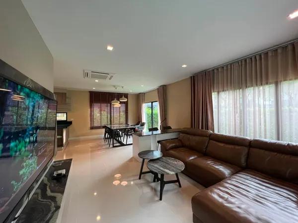 ให้เช่าบ้านเดี่ยว หลังมุม ทำเลบางนากม.7 บุราสิริ วงแหวน - อ่อนนุช ใกล้ Mega bangna มีทางเข้าคู่ขนานกาญจนาภิเษก สะดวกมาก
