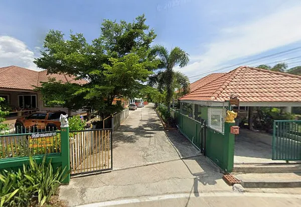 ขายที่ดินพร้อมสิ่งปลูกสร้าง 2 ไร่ (ธุรกิจบ้านเช่า รับรายได้แสนกว่า) ตำบลหนองปรือ บางละมุง ชลบุรี