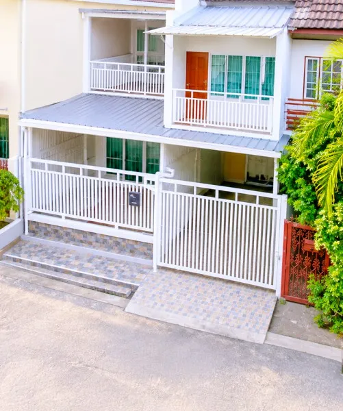 โชคชัย4-ลาดพร้าว ซ.28-38 ใกล้โรงพยาบาลเปาโล โชคชัย 4 ภายใน 500 ม. ให้เช่าทาวน์โฮม2ชั้น3นอน2น้ำ ที่จอดรถในบ้าน 1 คัน 4 แอ