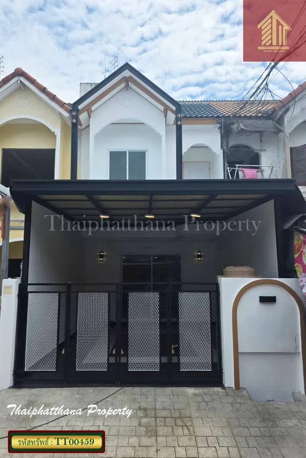 ทาวน์เฮ้าส์รีโนเวทใหม่ หมู่บ้านเฟื่องฟ้าวิลล่า1 ถนนเทพารักษ์