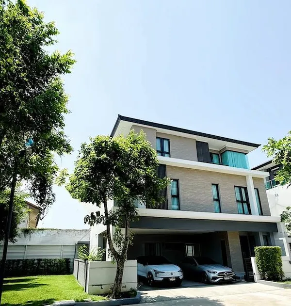 MHR191 บ้านเดี่ยวหรู 3 ชั้น หลังมุม เดอะ ซิตี้ เอกมัย-ลาดพร้าว แปลงส่วนตัวตำแหน่งสุดท้ายของโครงการ ใกล้ Central EastVille และ Town in Town