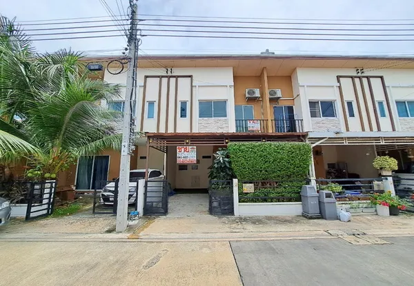 ขายทาวน์เฮ้าส์ หมู่บ้านพลีโน่ สุขสวัสดิ์ 66 เนื้อที่ 19.3 ตร.ว. 2 ชั้น 3 นอน 2 น้ำ