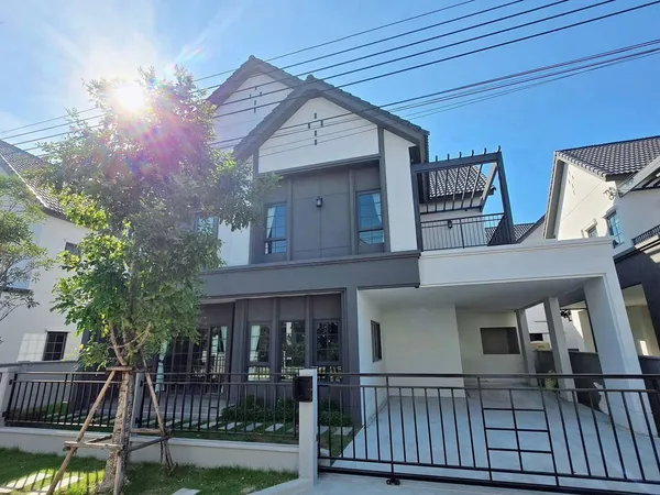 For Sale / Rent Centro Bangna near Mega Bangna