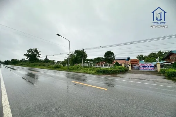 ขายที่ดินบ้านโกดัง 30ไร่ 3งาน 8.5 ตารางวา ถนนสายวังหิน-หนองนาคำ ตำบลโนนยอ อำเภอชุมพวง นครราชสีมา