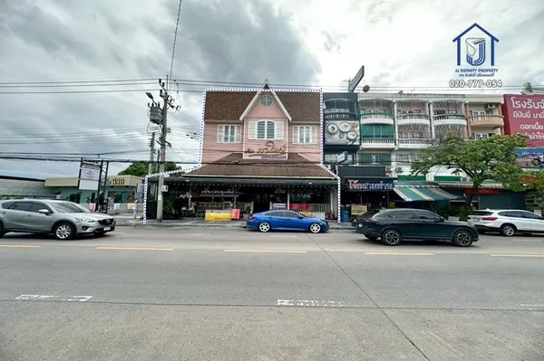 ขายอาคารพาณิชย์ 4.5 ชั้น หลังมุม หน้ากว้าง 15 ม. ติดถนนนวลจันทร์ ใกล้เลียบด่วน–EastVille