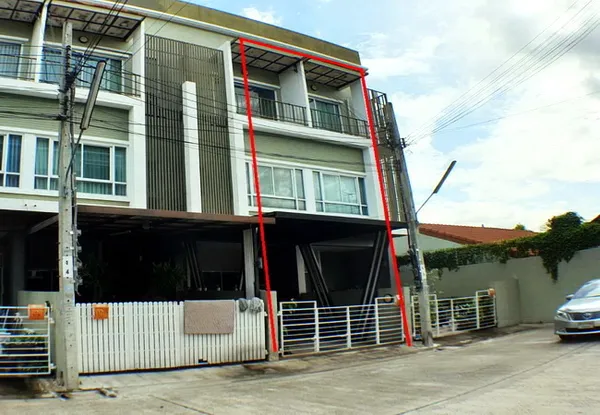 ขายทาวน์เฮ้าส์ หมู่บ้านนลิน อเวนิว 2 ซอยรามคำแหง 144 สะพานสูง กรุงเทพมหานคร