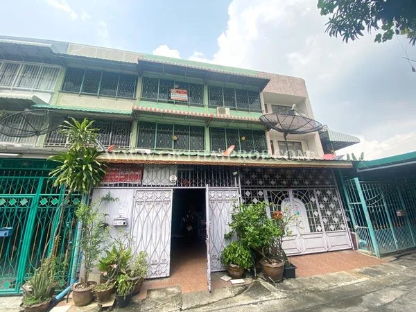 ทาวน์เฮ้าส์ หมู่บ้านสมชายพัฒนา บางกรวย-ไทรน้อย