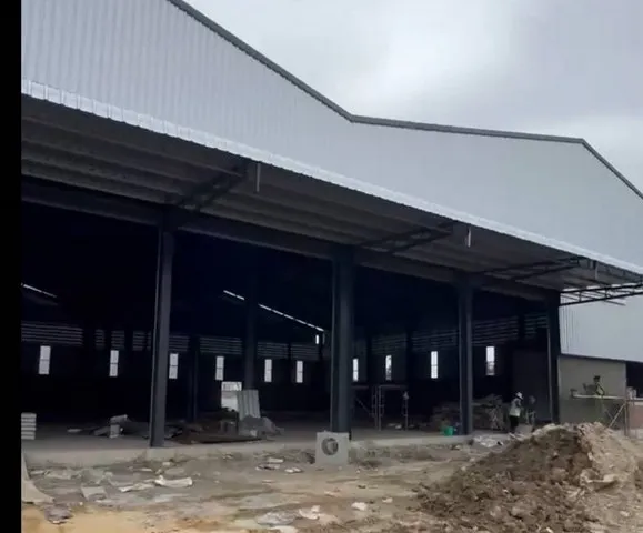 ให้เช่าโกดังสร้างใหม่ บนที่ดิน 2ไร่ 20 ตารางวา โกดัง 2,400 ตารางเมตรบางปลาซอย 2 สมุทรปราการ