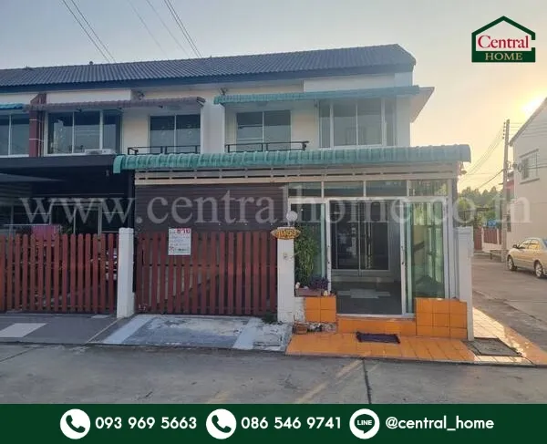 ทาวน์เฮ้าส์ เบลนด์ 789 เกาะจันทร์ - ชลบุรี หลังมุม ราคาถูกที่สุดในโครงการ 