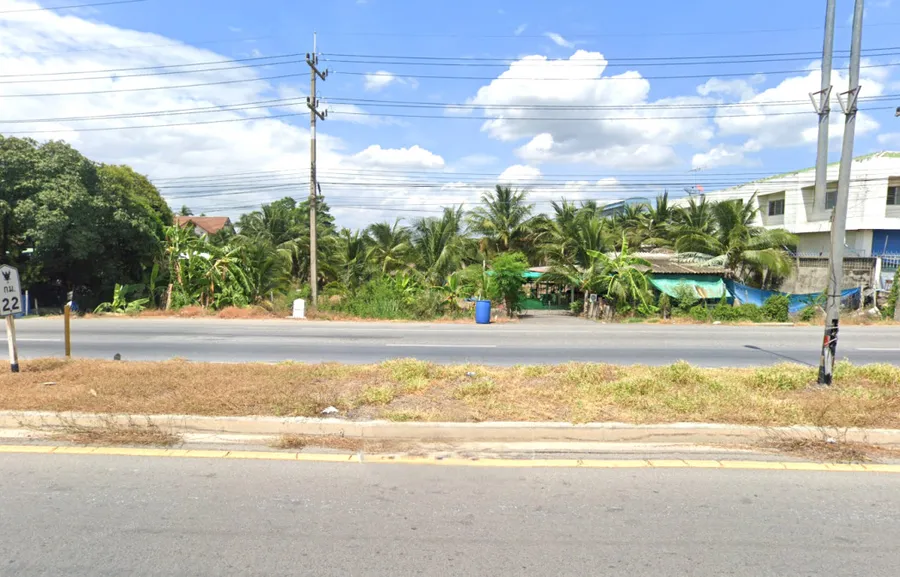 ขายที่ดินเปล่า 8 ไร่ 1 งาน 15 ตร.วา ติดถนนเส้น 375