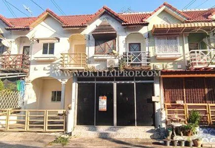 ทาวน์เฮ้าส์ หมู่บ้าน นครทองปาร์ควิว 1 ถนนบางกรวย-ไทรน้อย