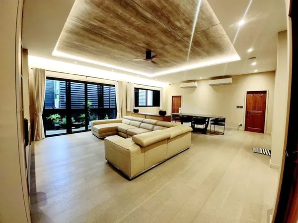 บางนา กม7 นานาชาติคอนคอร์เดียน 700 ม.บ้านพรีเมียมบางนา สระว่ายน้ำส่วนตัว เฟอร์ฯ แอร์ ร่มรื่น โฮมออฟฟิศ 5 นอน 6 น้ำ ถ.บาง