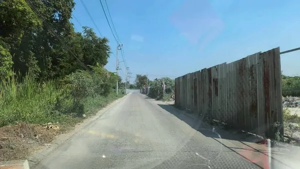 ที่ดินเปล่าใกล้ถนนเพชรเกษม เนื้อที่ 72 ตารางวา ซอยพุทธมณฑลสาย 3 ซ.7 ถนนพุทธมณฑลสาย 3 แขวงหลักสอง เขตภาษีเจริญ กรุงเทพฯ