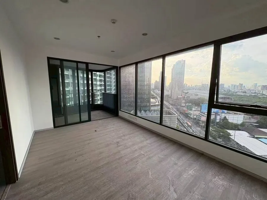 ขาย คอนโด Ideo Mobi อโศก