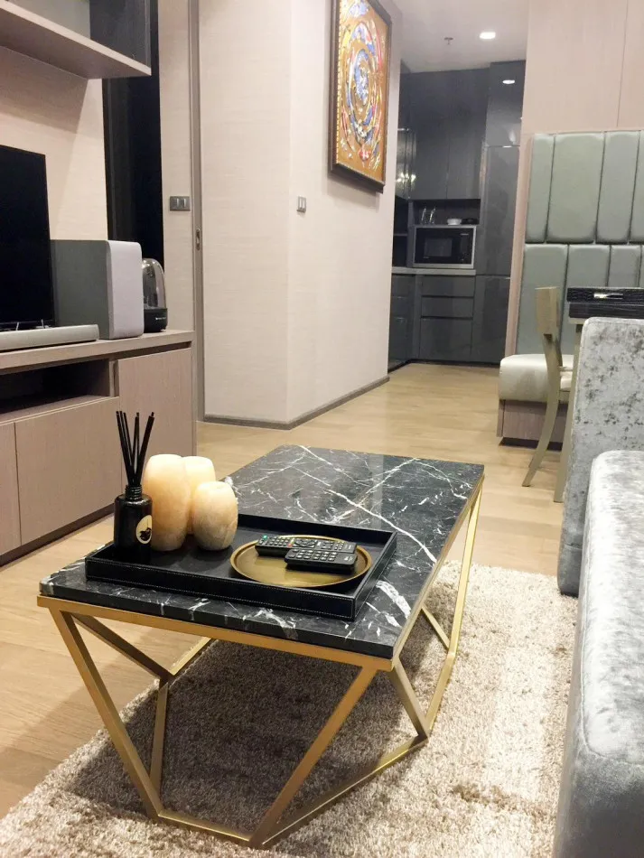 ขาย คอนโด The Diplomat Sathorn 44 ตรม. ติด BTS สุร